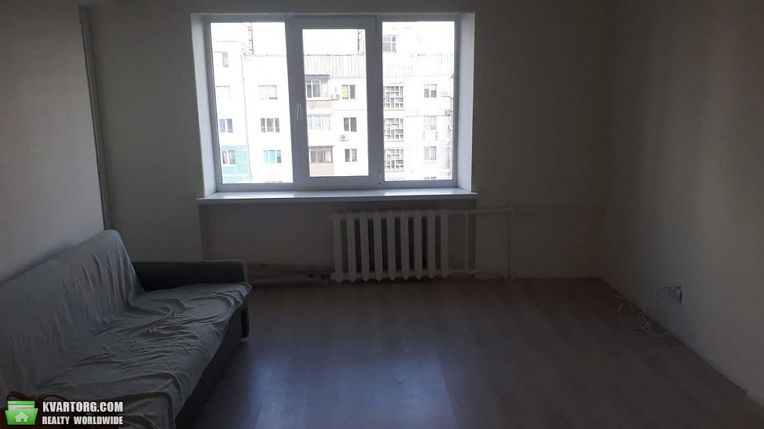 Sell 2-room apartment. Днепропетровск, пр.Мира — photo 1