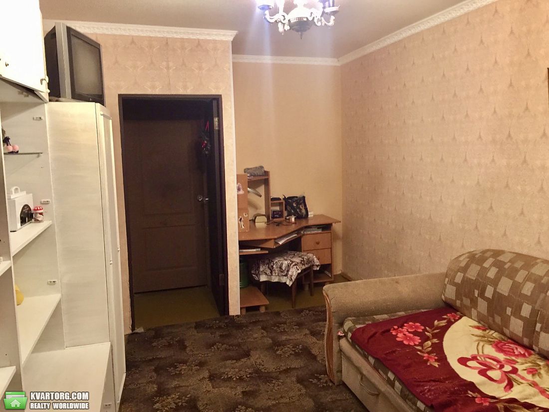 Sell 3-room apartment. Киев,  Ватутина пр — photo 2