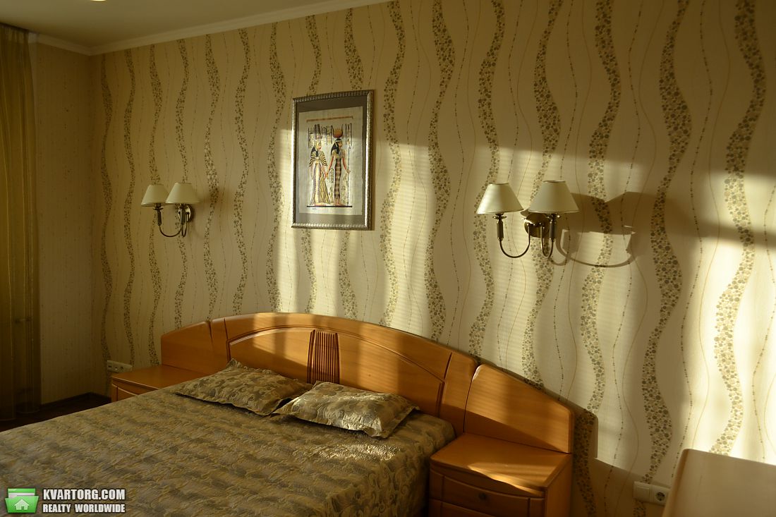 Rent out 3-room apartment. Киев,  Драгоманова — photo 6