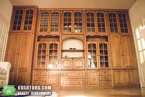 Sell 4-room apartment. Киев,  Богдана Хмельницкого — photo 10