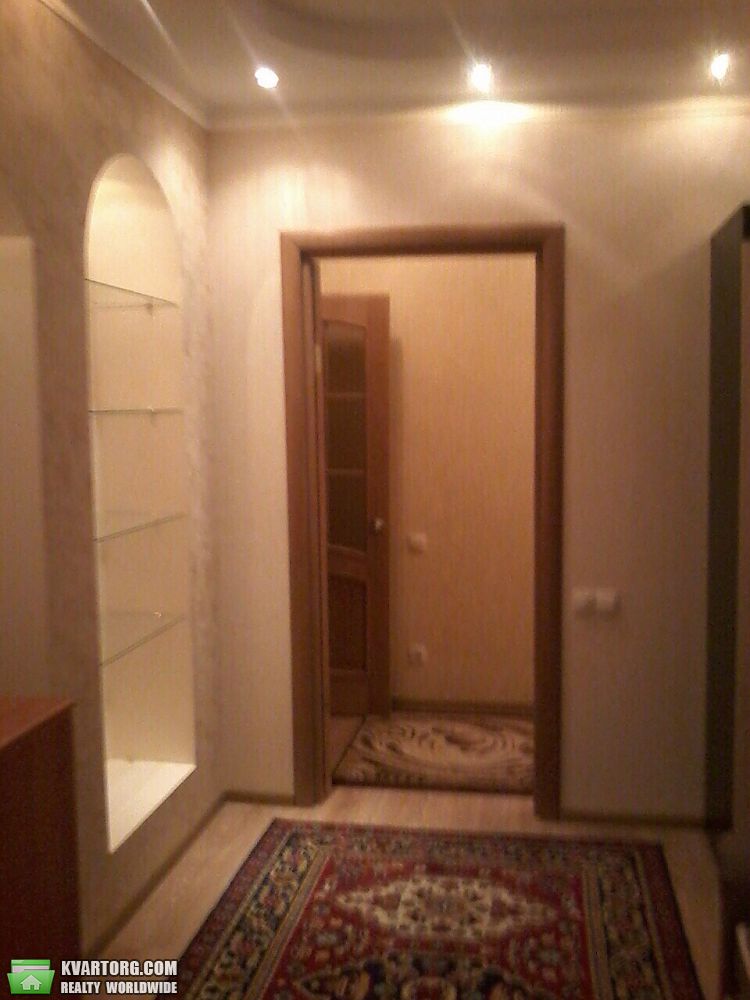 Rent out 2-room apartment. Киев, Перова — photo 3