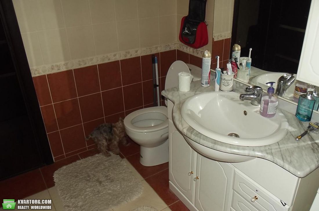 Rent out 2-room apartment. Киев,  Тургеневская — photo 9