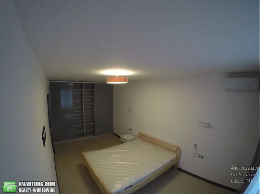 Rent out 3-room apartment. Киев,  Комбинатная — photo 4