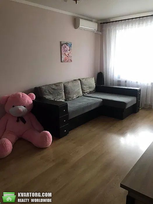 Sell 1-room apartment. Киев,  Соломенская — photo 1