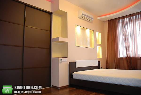 Sell 3-room apartment. Киев,  Щорса — photo 2