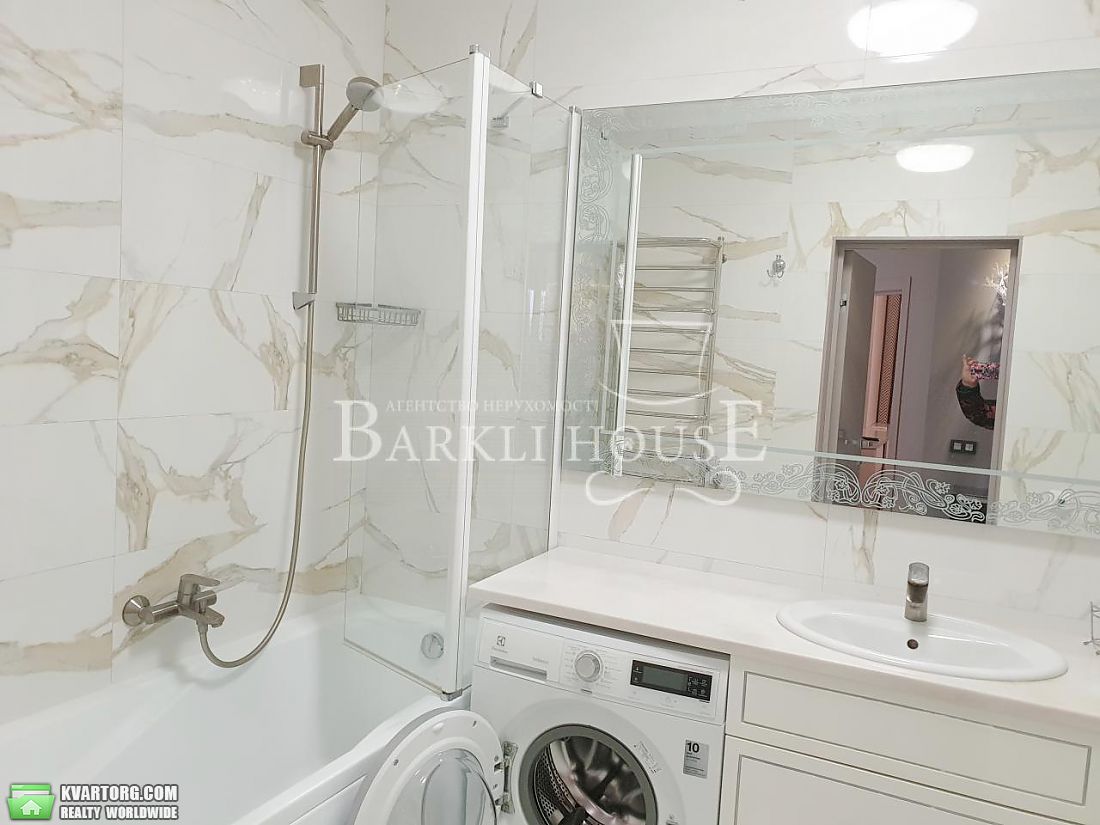 Rent out 2-room apartment. Киев, Сикорского — photo 9