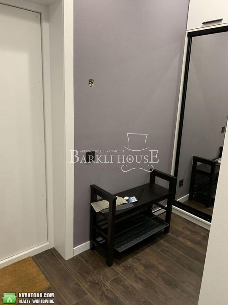 Rent out 2-room apartment. Киев,  Кирило-Мефодиевская — photo 10