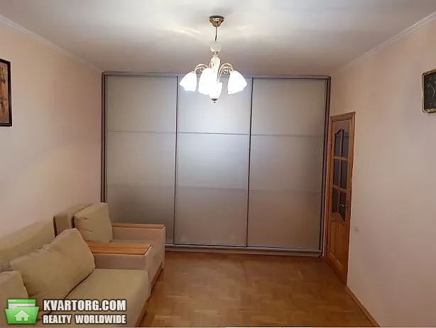 Rent out 2-room apartment. Киев,  Героев Сталинграда пр — photo 4