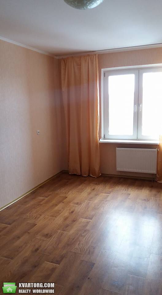 Rent out 2-room apartment. Киев,  Здолбуновская — photo 6