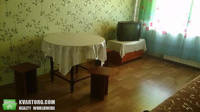 Rent out 2-room apartment. Киев, Ващенка — photo 2