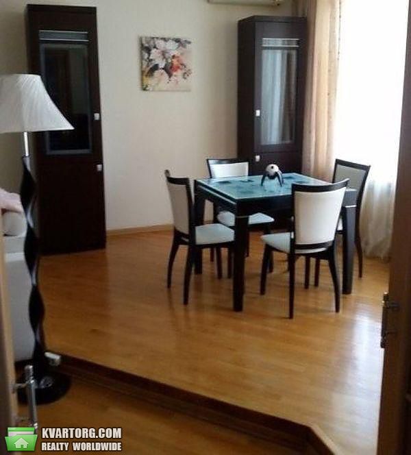 Rent out 2-room apartment. Киев,  Сечевых Стрельцов — photo 4