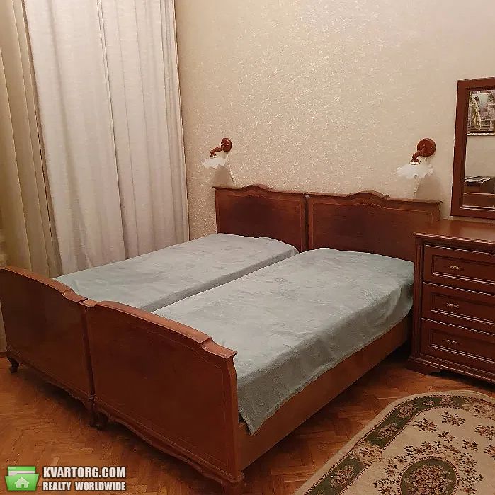Rent out 2-room apartment. Киев,  Институтская — photo 2