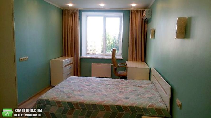 Rent out 1-room apartment. Киев,  Герцена — photo 2