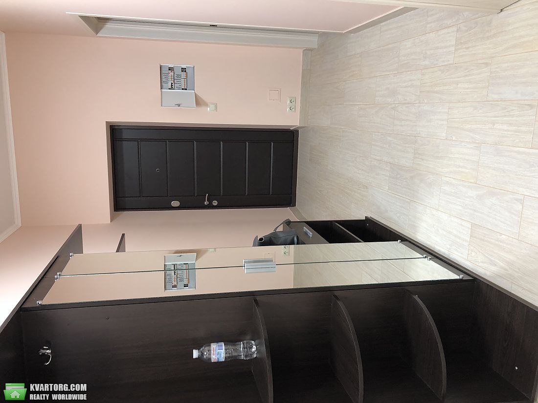 Rent out 2-room apartment. Киев, Малевича Казимира — photo 9
