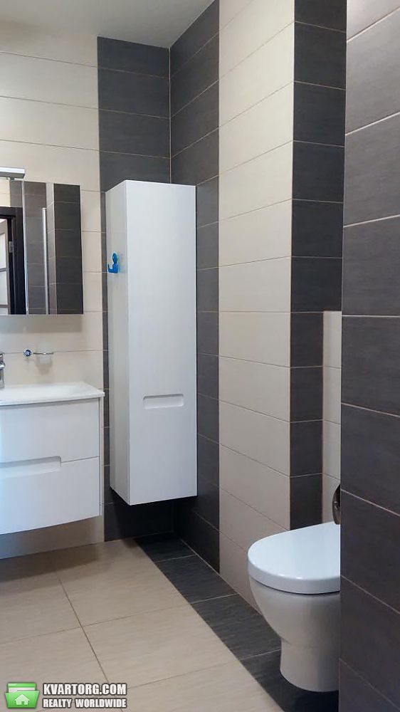 Rent out 4-room apartment. Киев,  Старонаводницкая — photo 9