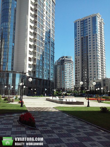 Sell 3-room apartment. Киев, Драгомирова — photo 2