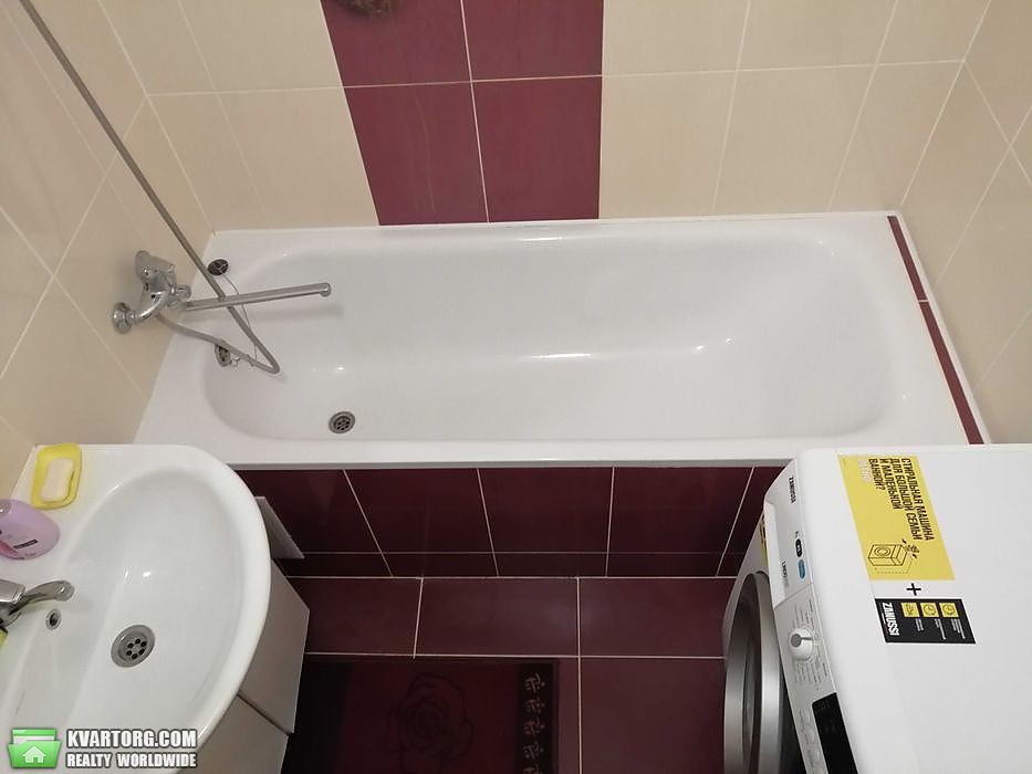 Rent out 2-room apartment. Киев,  Озерная — photo 4