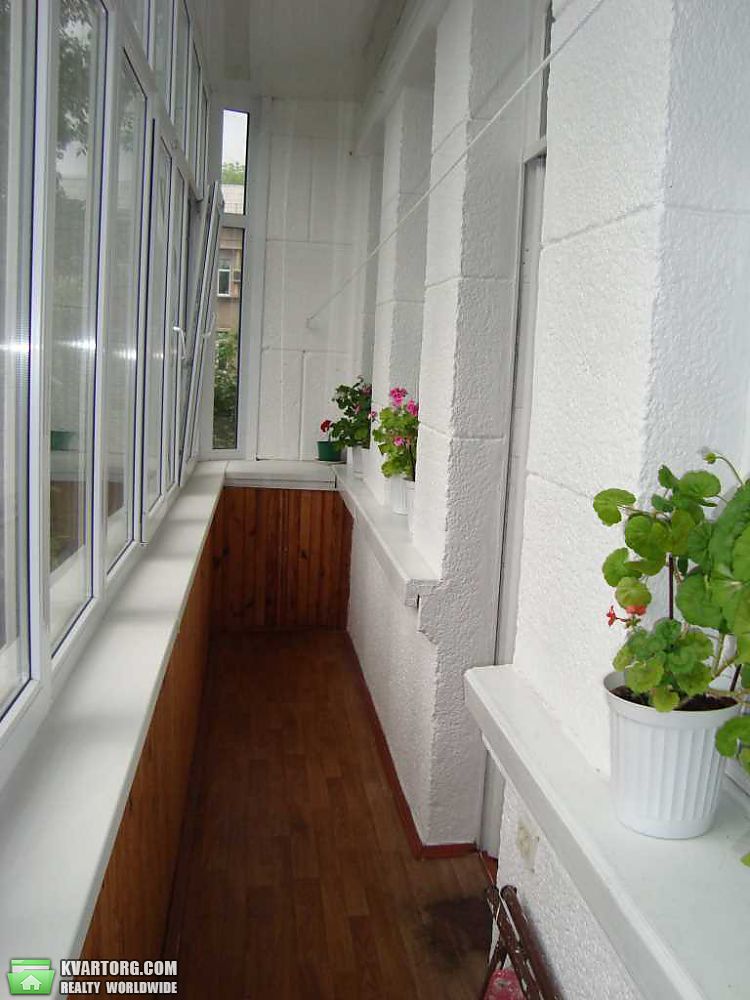 Rent out 3-room apartment. Киев, Богомольца — photo 9