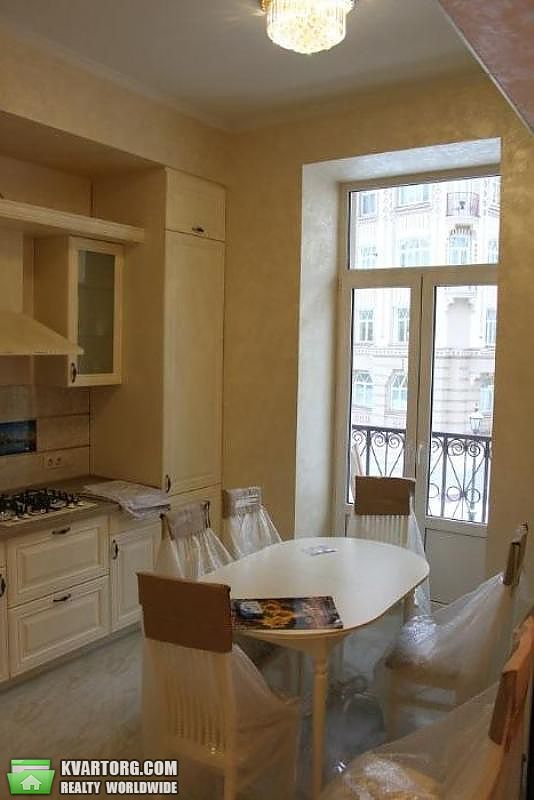 Rent out 2-room apartment. Киев, Кожемяцкая — photo 1