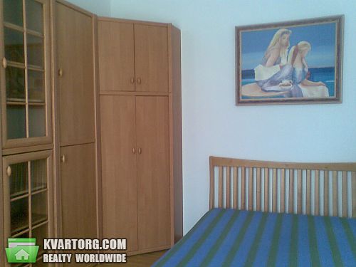 Rent out 2-room apartment. Киев, Артема — photo 2