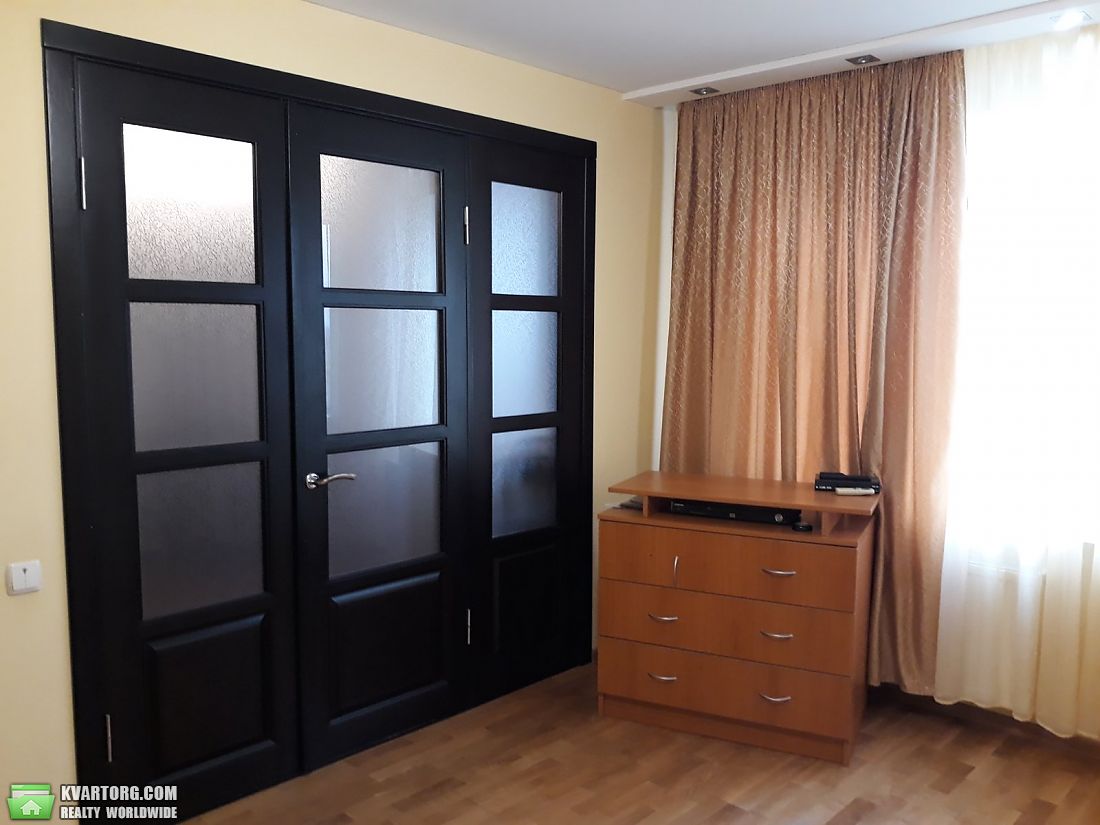 Sell 1-room apartment. Киевская обл., Тепличная — photo 4