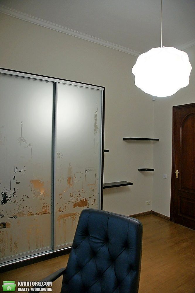 Rent out 3-room apartment. Киев, Антоновича — photo 4