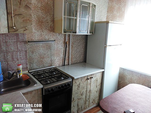 Rent out 2-room apartment. Киев,  Киото — photo 1