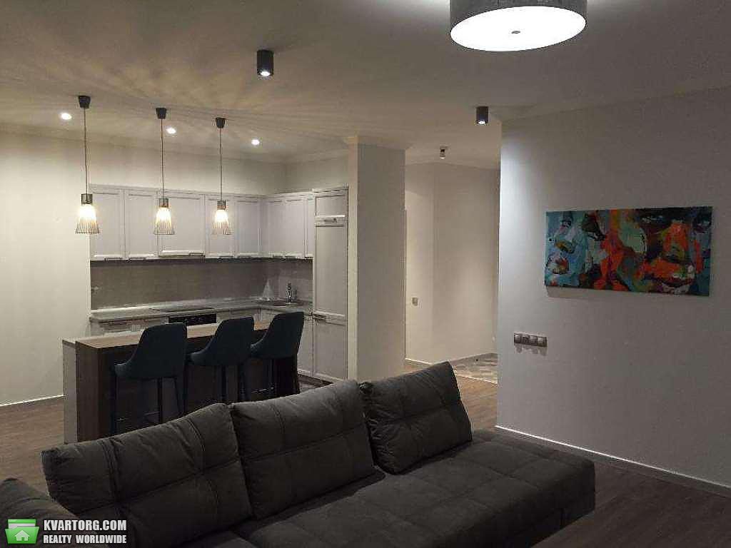Rent out 2-room apartment. Киев,  Артема — photo 1