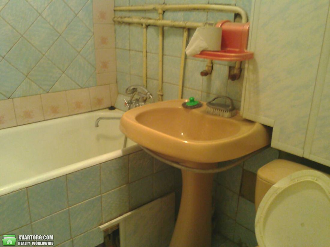 Rent out 2-room apartment. Киев, Баггоутовская — photo 6