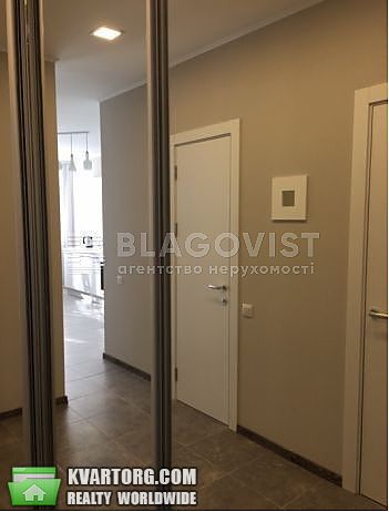 Rent out 1-room apartment. Киев,  Бажана — photo 10