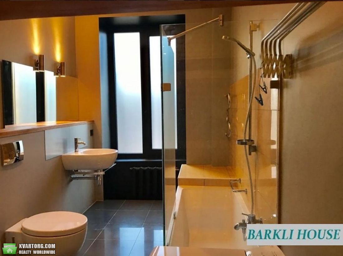 Rent out 1-room apartment. Киев,  Лютеранская — photo 4