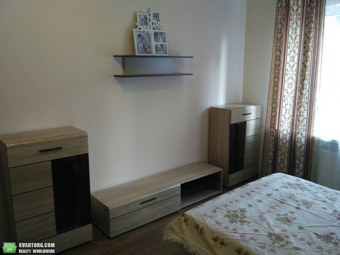 Rent out 1-room apartment. Киев, Гмыри Бориса — photo 8