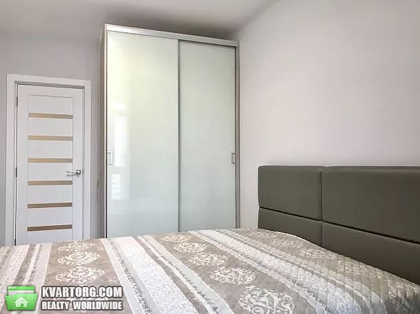 Rent out 2-room apartment. Киев,  Лукьяновская — photo 2