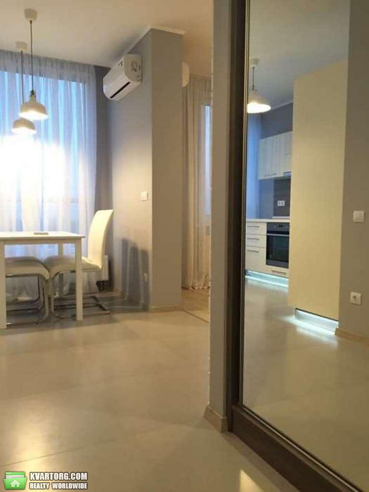 Rent out 2-room apartment. Киев,  Коломиевский пер — photo 3
