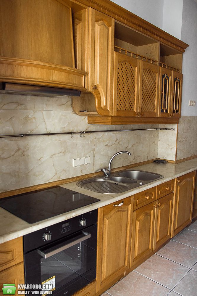 Rent out 3-room apartment. Киев,  Малоподвальная — photo 5