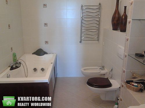 Rent out 3-room apartment. Киев, Тимошенко — photo 8