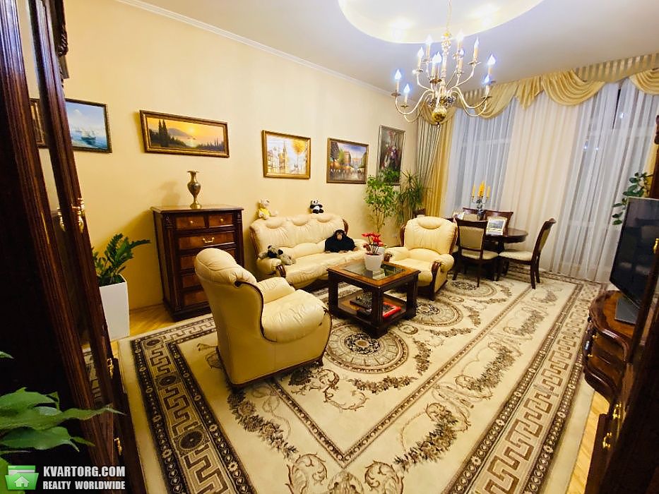 Sell 4-room apartment. Киев, Гончара Олеся — photo 1