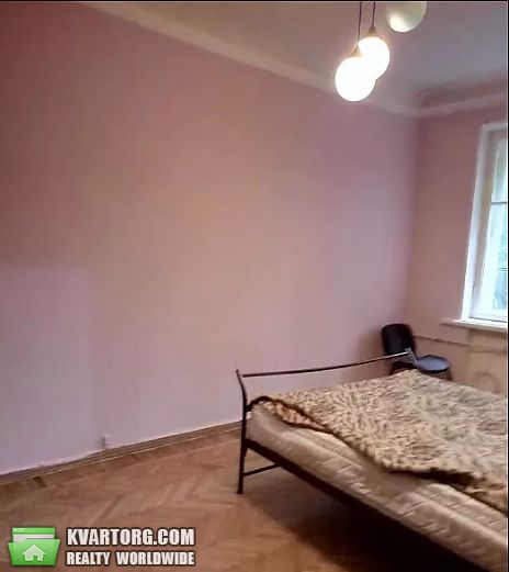 Sell 2-room apartment. Киев, Евгения Коновальца — photo 1