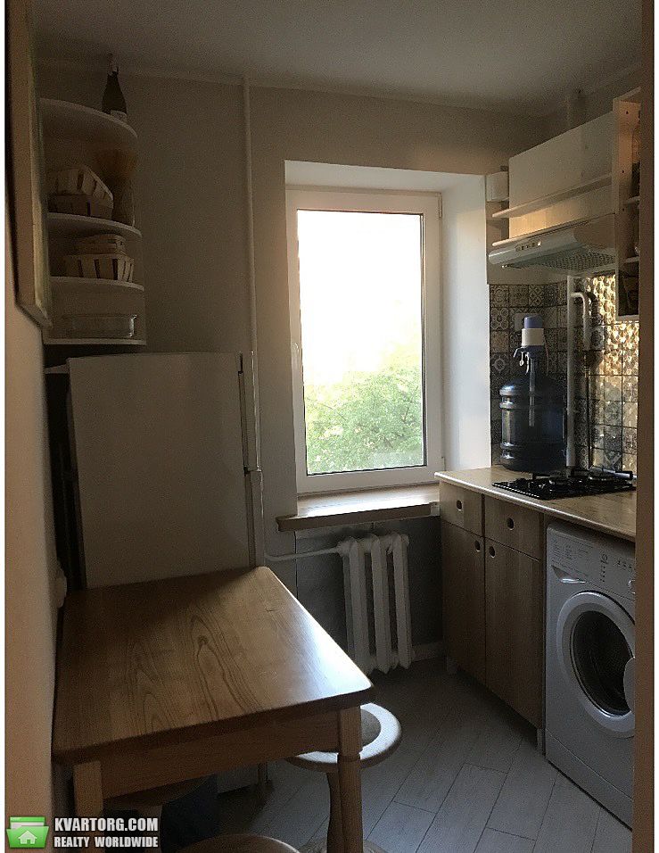 Sell 1-room apartment. Киев,  Предславинская — photo 1