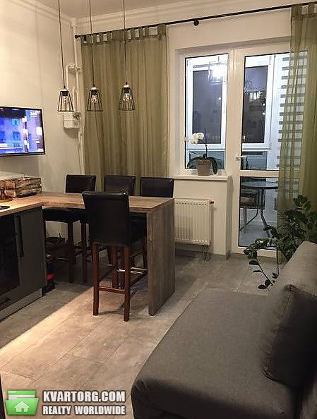 Sell 1-room apartment. Киев,  Метрологическая — photo 1