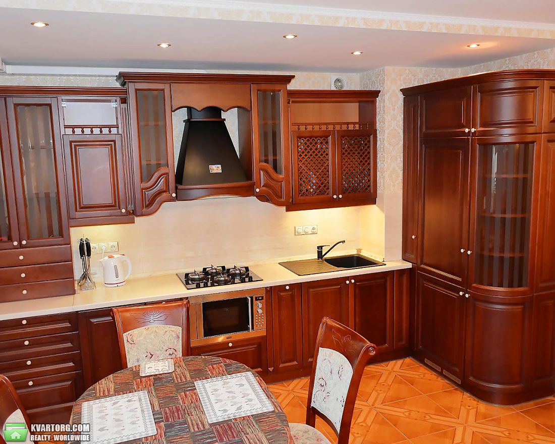 Rent out 2-room apartment. Киев,  Ярославский пер — photo 3