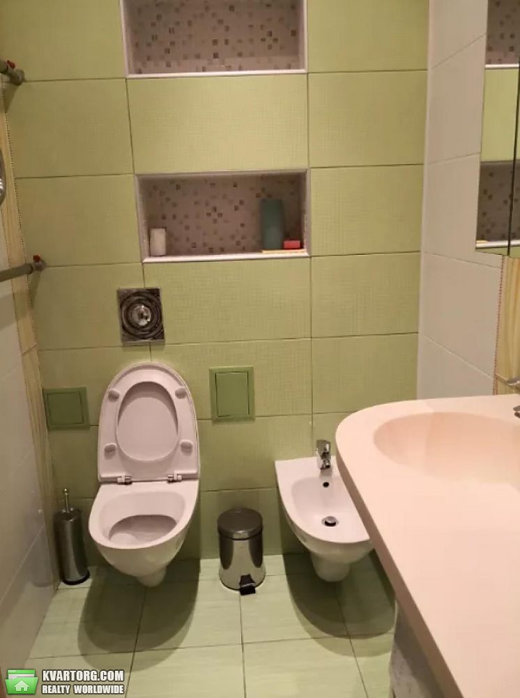 Rent out 2-room apartment. Киев,  Чапаева — photo 9