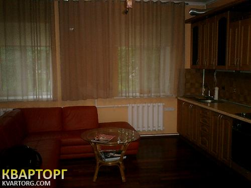 Rent out house. Киев,  Богатырская — photo 10
