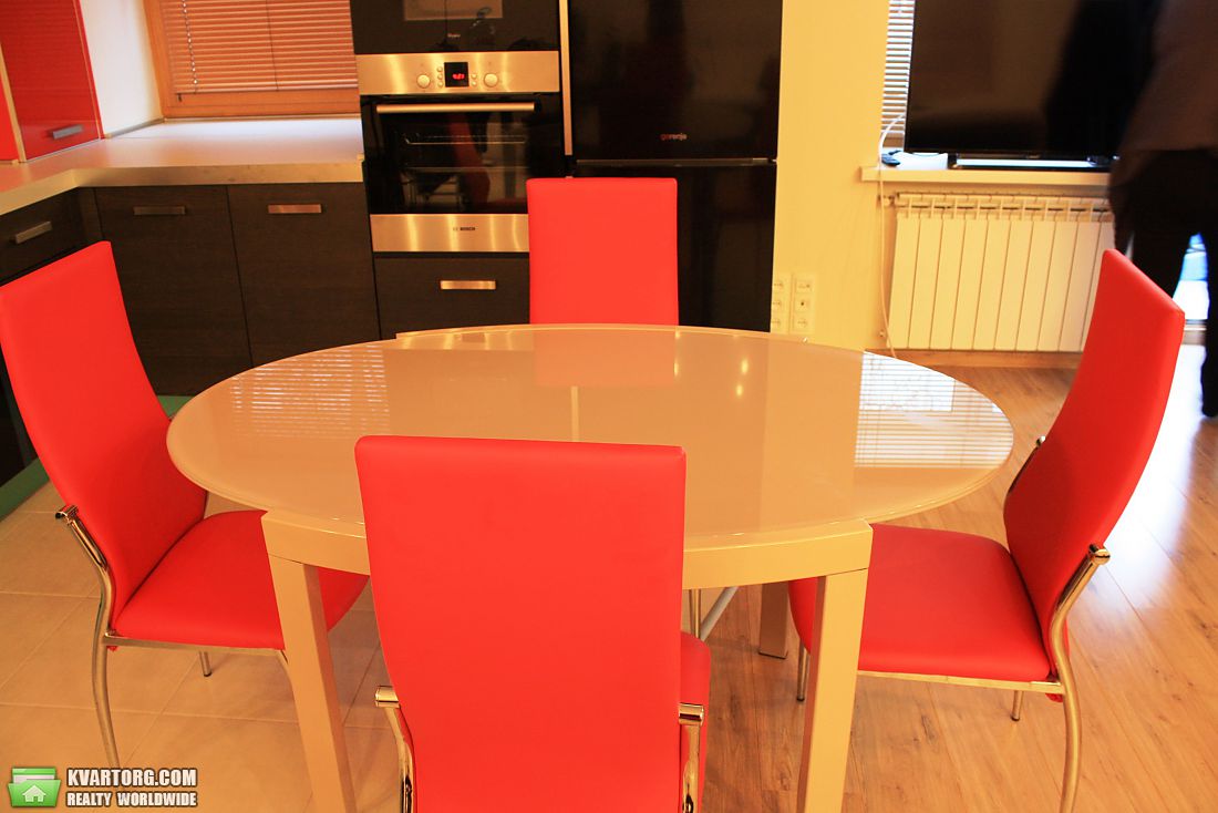 Rent out 2-room apartment. Днепропетровск, комсомольская — photo 2