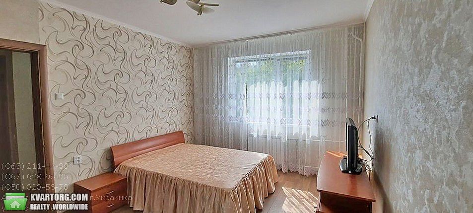 Rent out 1-room apartment. Украинка,  Строителей — photo 3