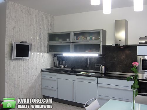 Sell 4-room apartment. Киев, Павловская — photo 3