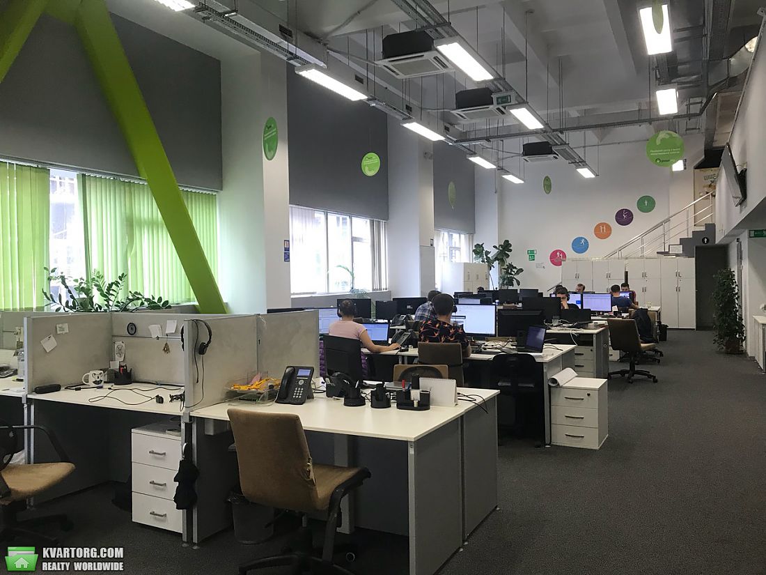 Rent out office. Киев,  Сурикова — photo 1
