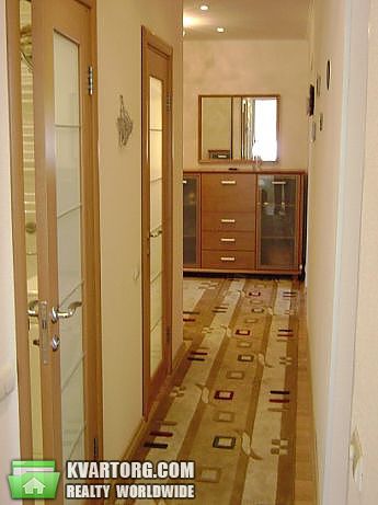 Rent out 2-room apartment. Киев, Старонаводницкая — photo 4