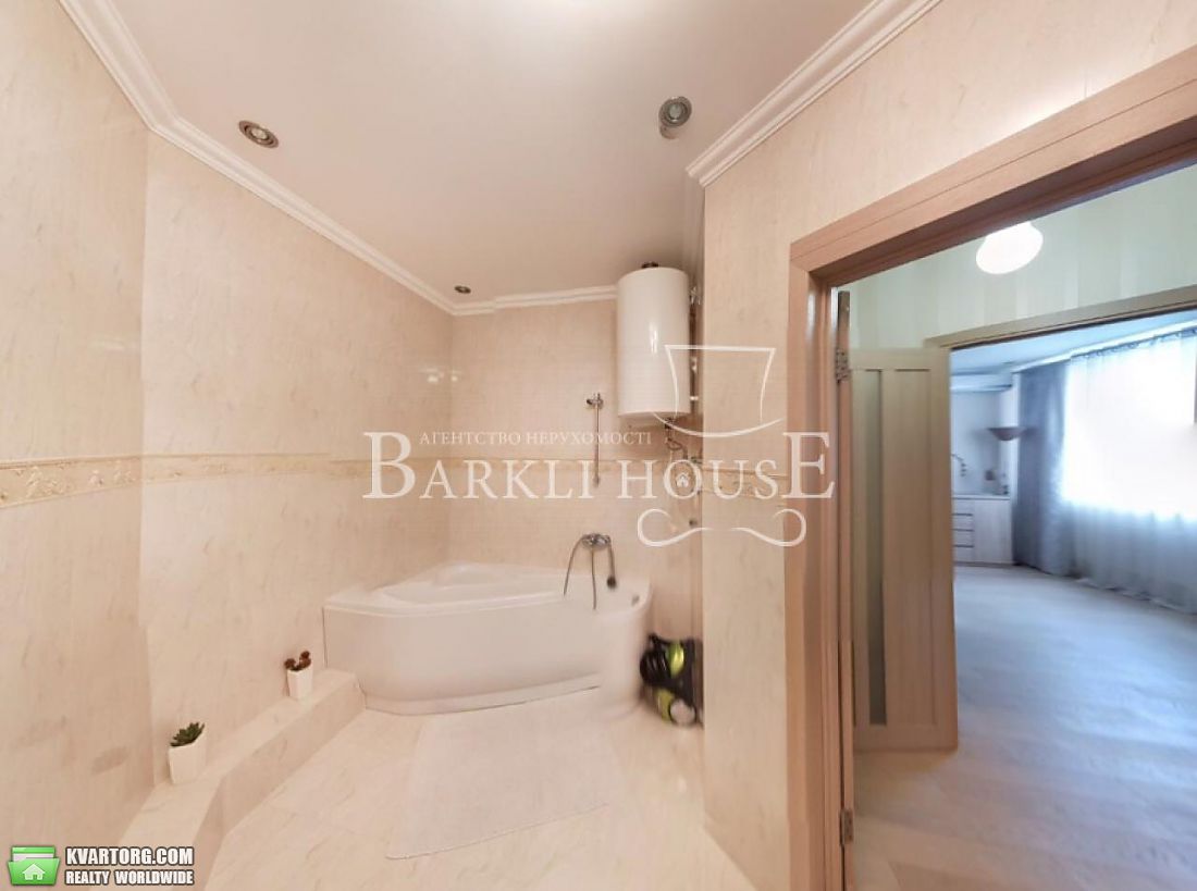 Rent out 2-room apartment. Киев,  Вильямса — photo 7