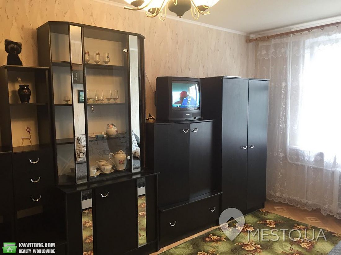 Rent out 1-room apartment. Киев, бульвар Шамо — photo 2